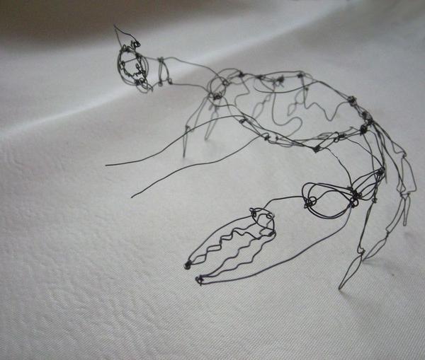 從逃避人生的消遣變成創作重心！Mickael Delalande的鐵絲雕塑