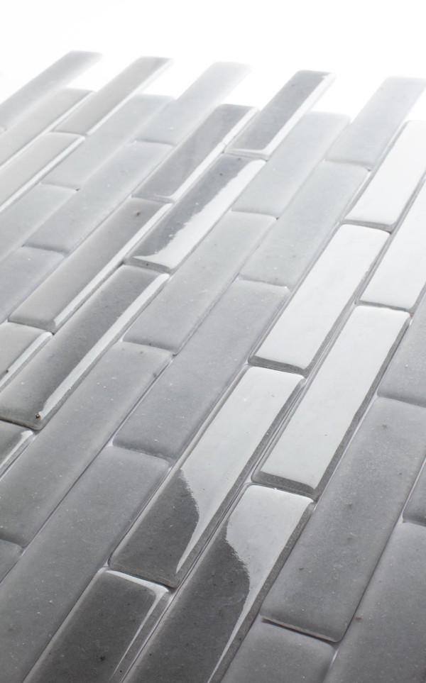 廢棄舊電腦螢幕回收重製成清水模風格磁磚