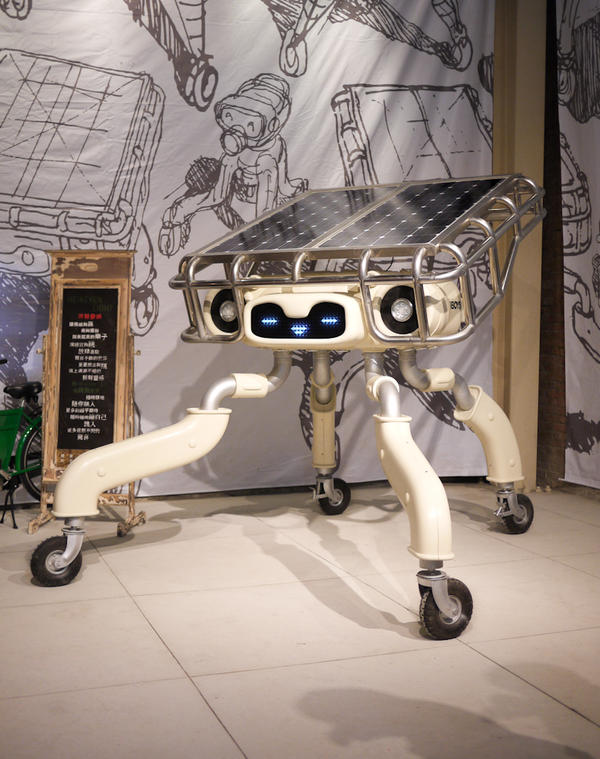 【看展覽】《Heineken LIGHT Creative Hotspot創意熱點》打破傳統逛畫廊的拘束，來華山吃吃喝喝玩藝術！