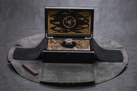 百年時光幻化為分秒時刻，京都建仁寺主題腕表