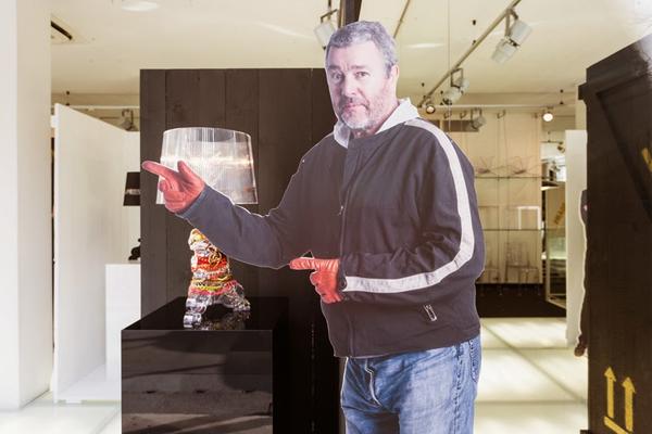 非常「大牌」的桌燈！菲利普‧史塔克等眾多大師聯手設計 Kartell 經典燈具