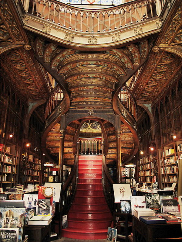 葡萄牙旅行必去景点,华丽老书店 Livraria Lello
