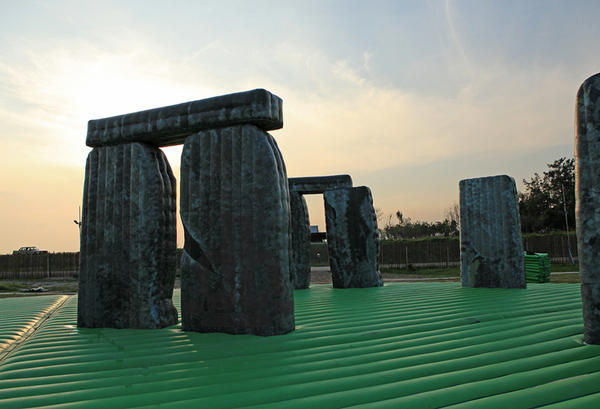 意境沒有極限的大型裝置藝術展「M+進行: 充氣!」