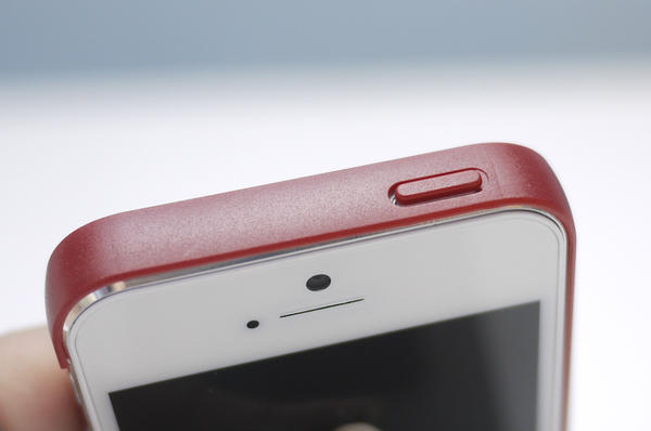 【開箱文】iPhone5 開賣,買新殼幫它穿暖暖了嗎?