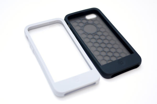 【開箱文】iPhone5 開賣,買新殼幫它穿暖暖了嗎?