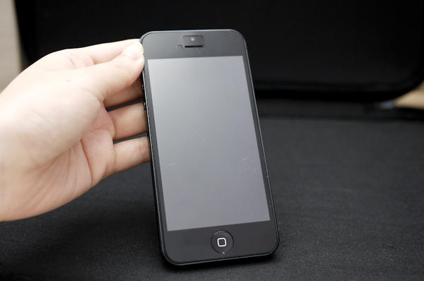 【開箱文】iPhone5 開賣,買新殼幫它穿暖暖了嗎?