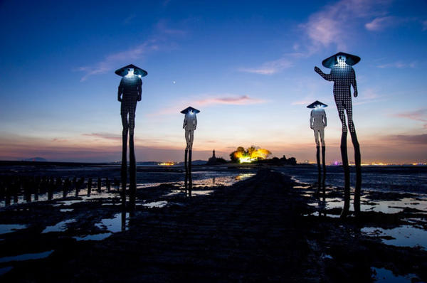 芬蘭建築師新作《牡蠣人》，道出金門在地養蚵生活