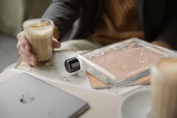 簡單俐落的攜水計畫，方扁包包專用水瓶