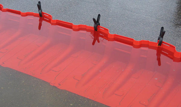 擋水神盾!瑞典 NOAQ BOXWALL 活動式防洪板