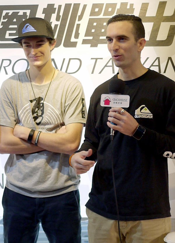 因為很愛、所以要繞三遍！海明威的雙腳環島計畫啟動