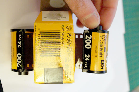 【Lomo好時光】DIY 底片盒針孔相機