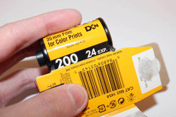 【Lomo好時光】DIY 底片盒針孔相機