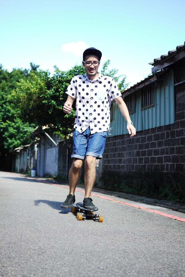 【設計大人物】賴柏志—嚮往自由的老派靈魂x探索城市的八輪滑板