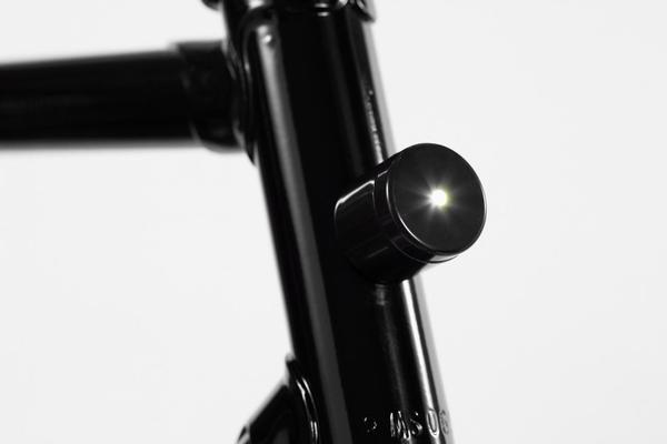 【生活玩物】將義大利的生活情調掛在車上，Palomar Lucetta 單車燈