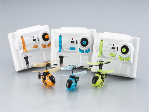 一小還有一小小,姆指尺寸遙控直昇機