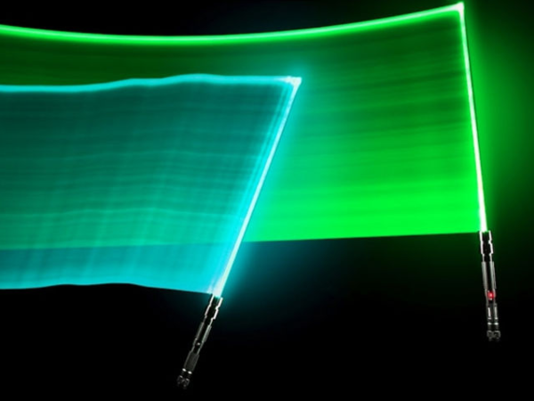 光影塗鴉新玩法！可輸出數位圖像的 Pixelstick