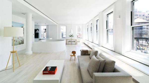 簡約卻不無聊的紐約純白公寓