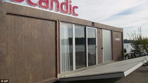 國外特殊的住宿服務:想住哪、房間就放在哪!