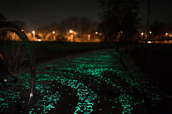 梵谷星夜幻化為腳踏車道！荷蘭尼嫩浪漫的自行車廊道