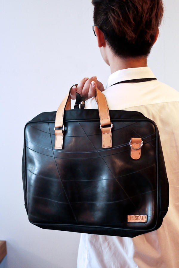 【生活玩物】廢棄輪胎封存的韌性之美,日本 SEAL 輪胎包