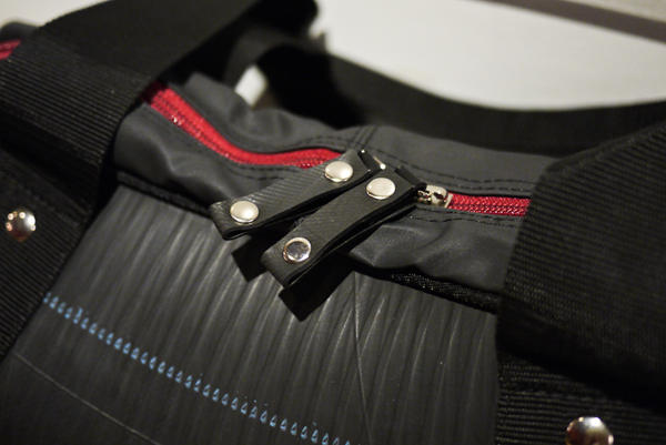 【生活玩物】廢棄輪胎封存的韌性之美,日本 SEAL 輪胎包