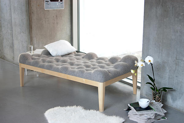 stefanie-schissler-kulle-daybed-1.jpg?itok=BeKjuXmc