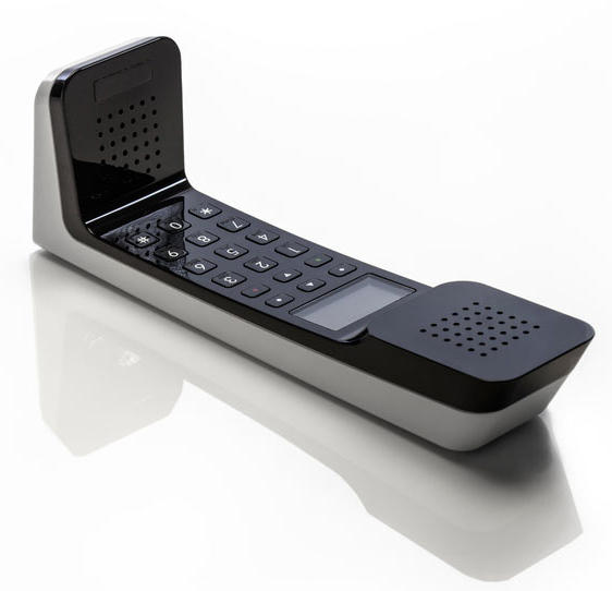 傳統子母機電話也是可以很飛遜的，Swissvoice L7