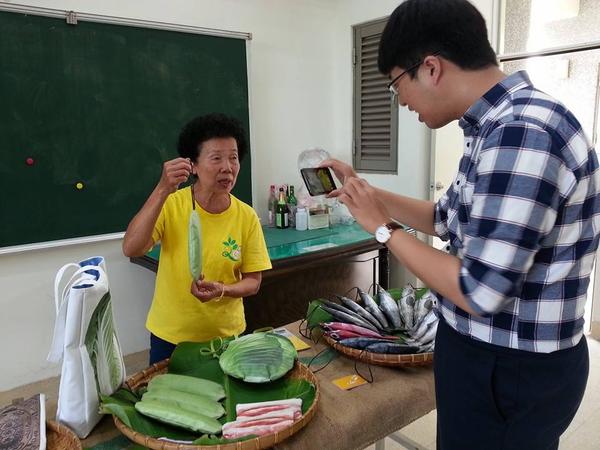 保證青的啦！賣菜阿姨們的文創小物要來攻略你的心