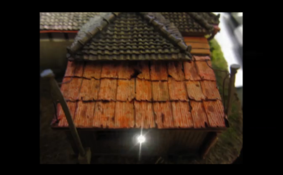 迷你版並沒有比較好蓋，花兩年半完成的龍貓別墅模型！