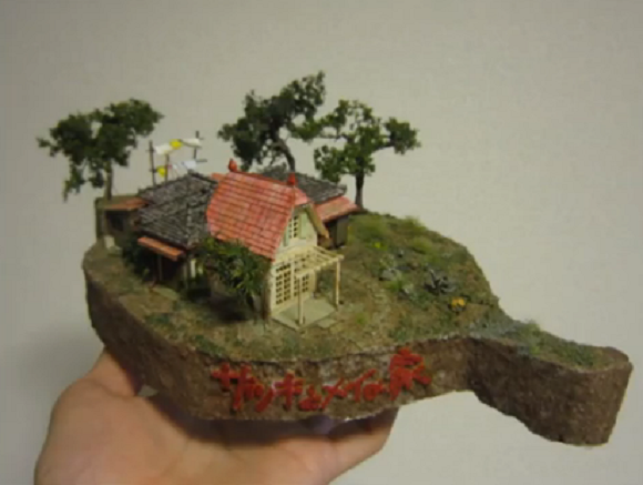 迷你版並沒有比較好蓋，花兩年半完成的龍貓別墅模型！