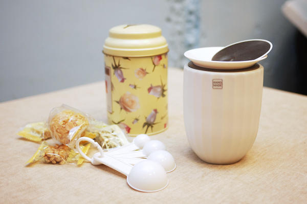 【生活玩物】偶爾也想正經地喝杯茶,TOAST LOTUS 蓋杯和 WAVE 咖啡杯