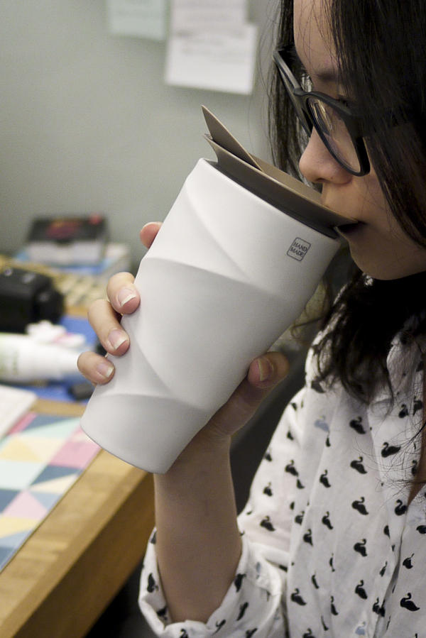 【生活玩物】偶爾也想正經地喝杯茶,TOAST LOTUS 蓋杯和 WAVE 咖啡杯