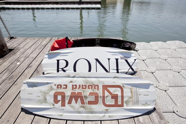 【玩體驗】愛玩水就是要滑水，最容易入門的超帥氣極限運動