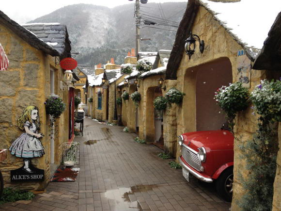 在英國小鎮遇見吉卜力【琪琪麵包店】！