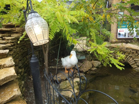 在英國小鎮遇見吉卜力【琪琪麵包店】！