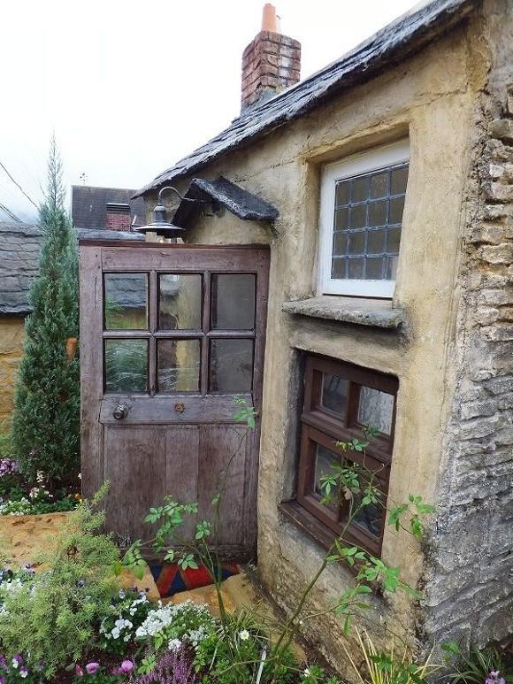 在英國小鎮遇見吉卜力【琪琪麵包店】！