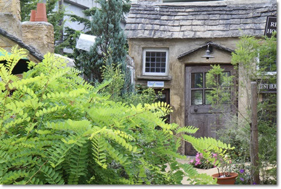 在英國小鎮遇見吉卜力【琪琪麵包店】！