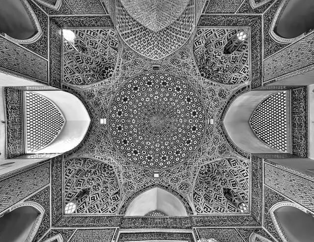 鏡頭轉向天花板,伊朗擋不住的驚人奇幻!