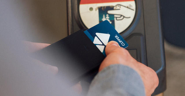 【生活玩物】Bellroy 手機口袋包，給 3C 寶貝一個有質感又舒適的家