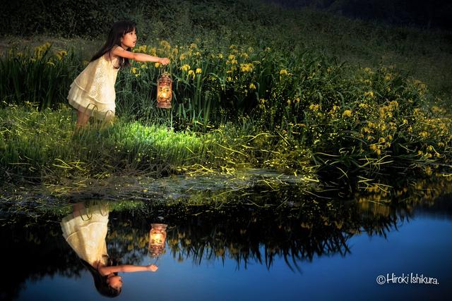 迷幻如電影場景,攝影師與女兒的螢火蟲夏夜紀實