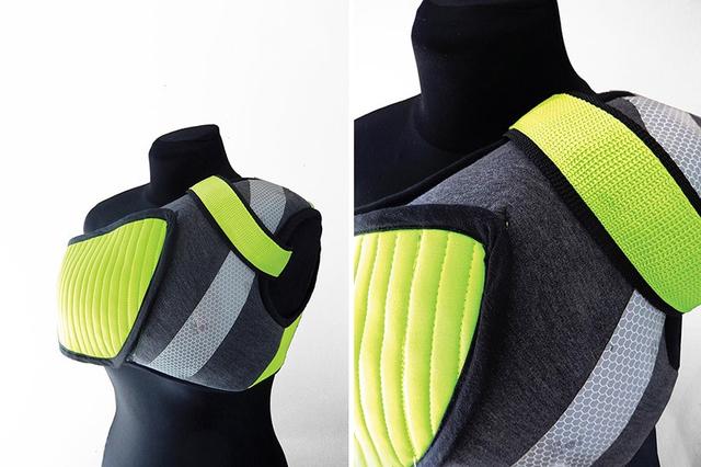 穿上救生衣還是很靈活！新款胸衣式救生衣 IUW