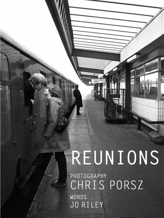 跨越40年再相聚！英國攝影師Chris Porsz尋訪舊照人物再現「時光對比」