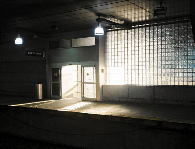 放下對器材的執著,攝影師用美金一元相機拍出新體悟