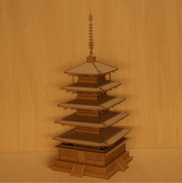 你一定要認識！日本神人的瓦楞紙奇幻世界