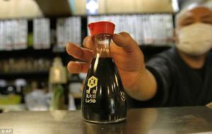 流行半世紀的雋永設計：龜甲萬醬油瓶