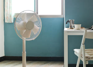 【生活玩物】美麗又省電的極簡風，±0 正負零 Aileron Fan 直流變頻電扇在細節處用心設計
