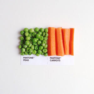 Pantone 色票搭配新解，這樣配更好吃喔（？）