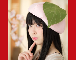 沒吃過櫻餅沒關係，把春意戴在頭上也可以