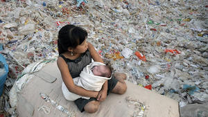 世界最大「垃圾進口國」！《塑料王國》揭中國廢料工廠底層悲歌