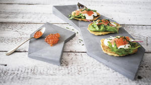 超酷的用餐體驗！混凝土餐具組合